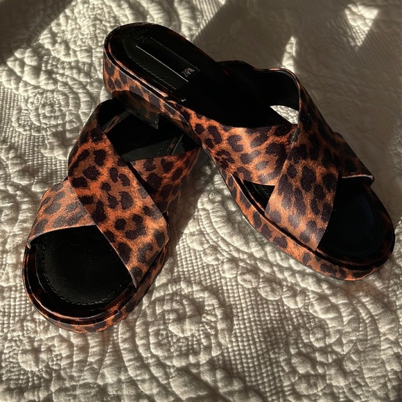 Zara Satin Slides Size 40